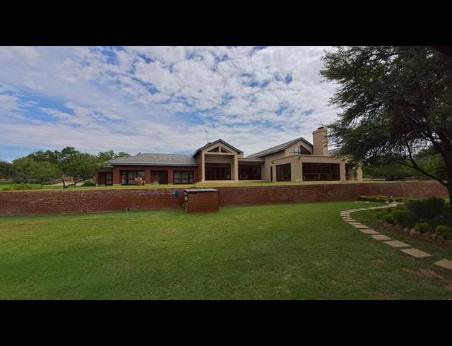 5 BEDROOM HOUSE FOR SALE IN ROODEPLAAT DAM